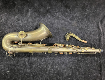 Photo Antique Jerome Thibouville-Lamy Tenor Sax in Silver Plate - Museum Ready!